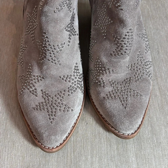 JEFFREY CAMPBELL Sz 8 Asterial Star Pull On Stacked Heel Stars Studded Booties - Picture 5 of 14